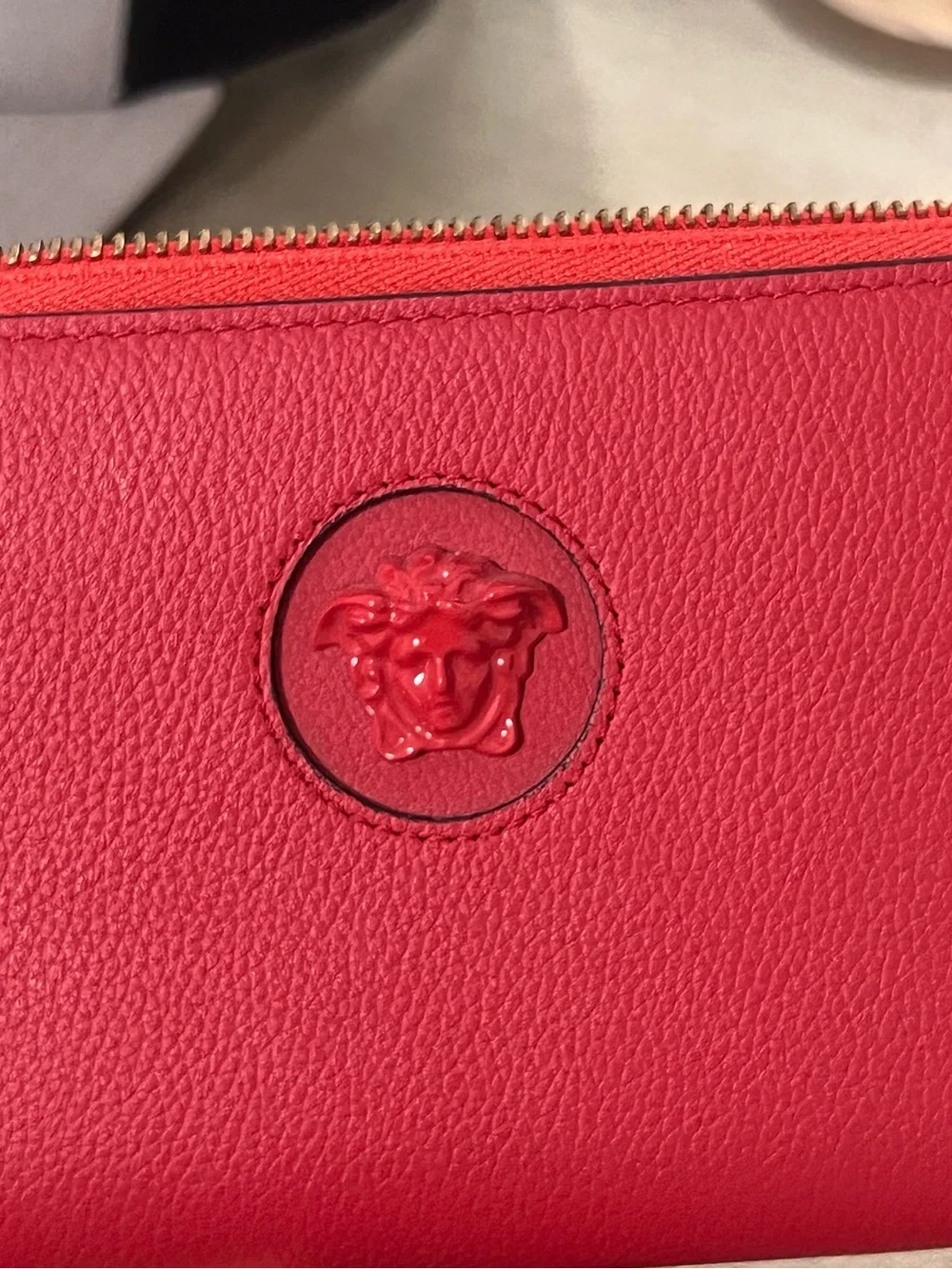Versace zip around